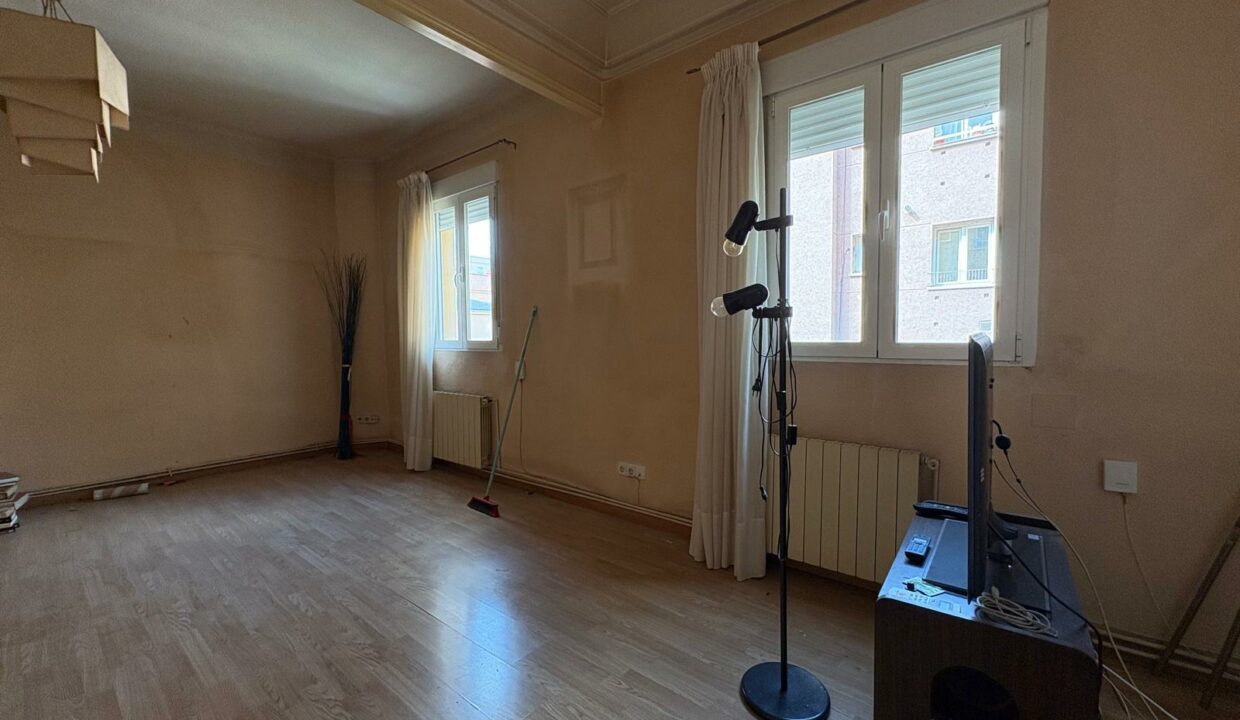 WhatsApp Image 2025-10-16 at 10.13.24